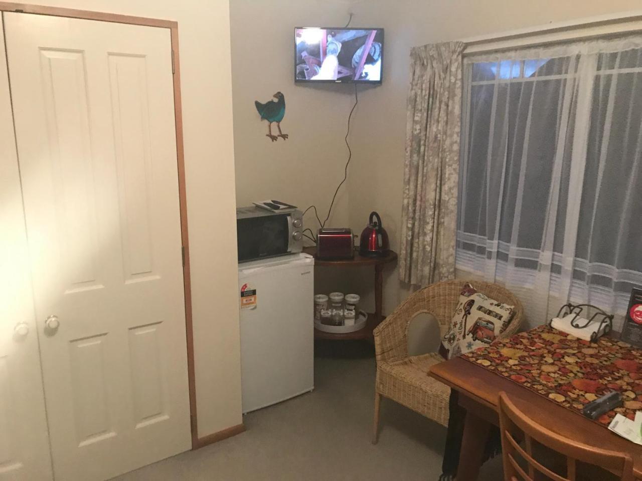Pukeko Lodge Bnb 新普利茅斯 外观 照片